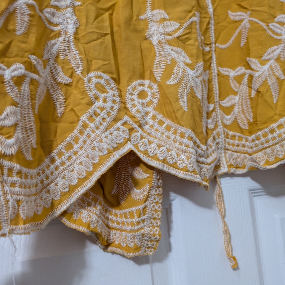 NWT Kindred Plus Embroidered Kimono Top - Picture 8 of 8